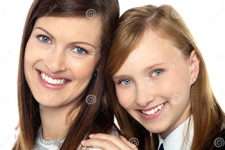 dave imm add Mom And Daughter Flashing photo