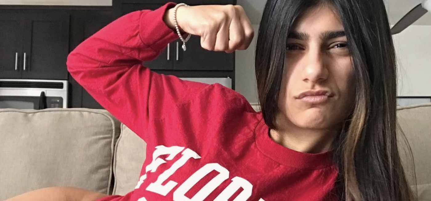 annie dickens add Mia Khalifa With Mom photo