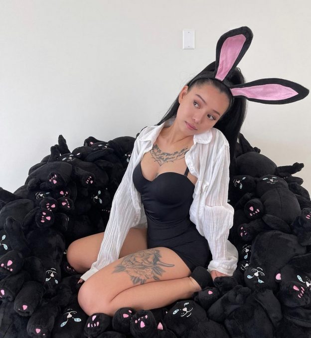 alyssa tallman add Bella Poarch Uncensored photo