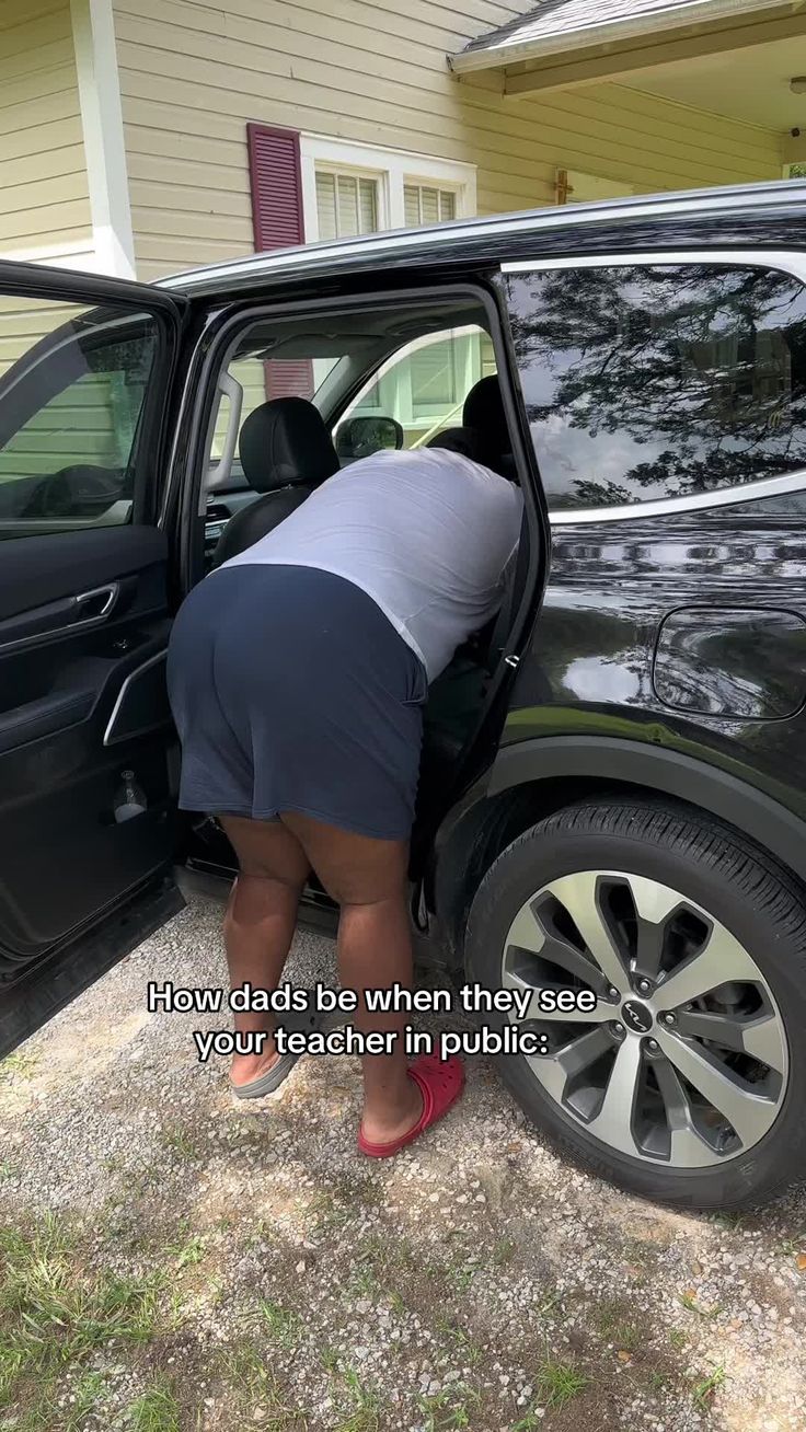 david kabati add Bent Over In Public photo