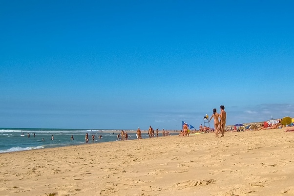 bonita kirby add Brazilian Family Nudists photo