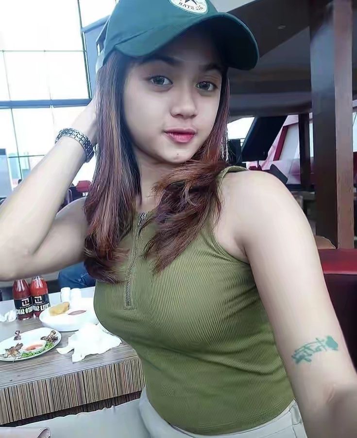 diana daus add Bokeb Mom photo