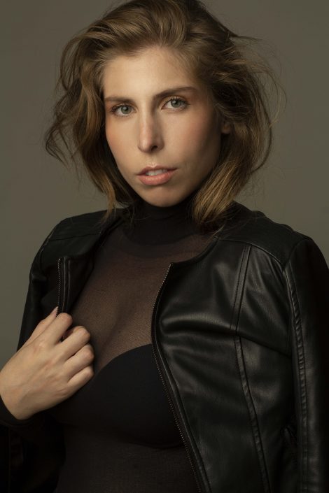 denise lauer add Bruna Fermiano photo