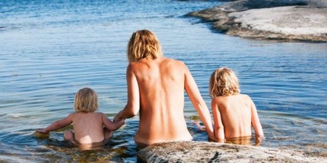 abner walo add How Can I See My Mom Naked photo