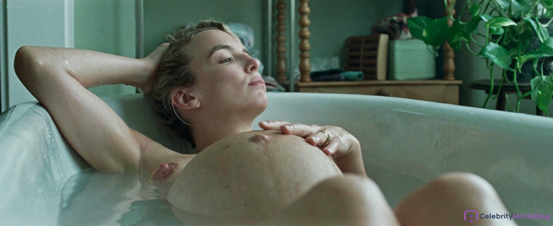 apul saiful add Jodie Comer Porn photo