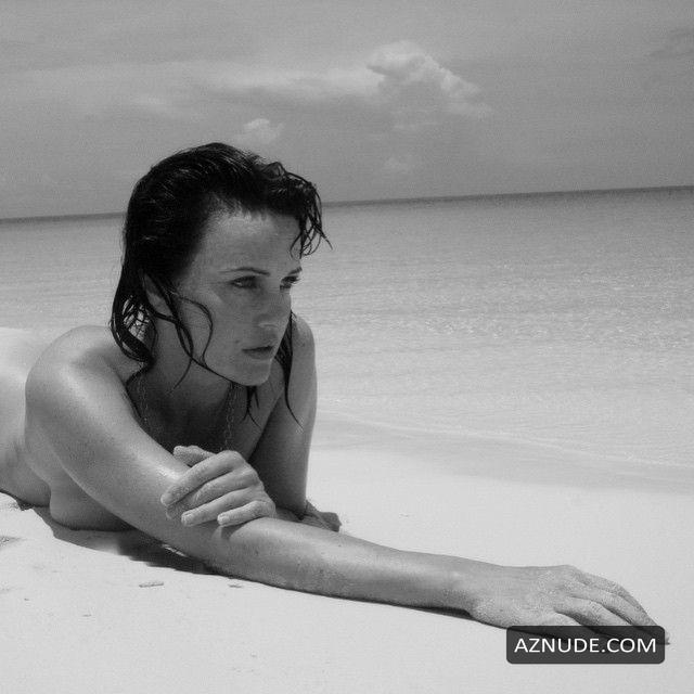 charmaine hawkins add Carla Gugino Naked Pics photo