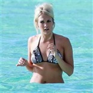 chris camaya add Carrie Underwood Leaked photo