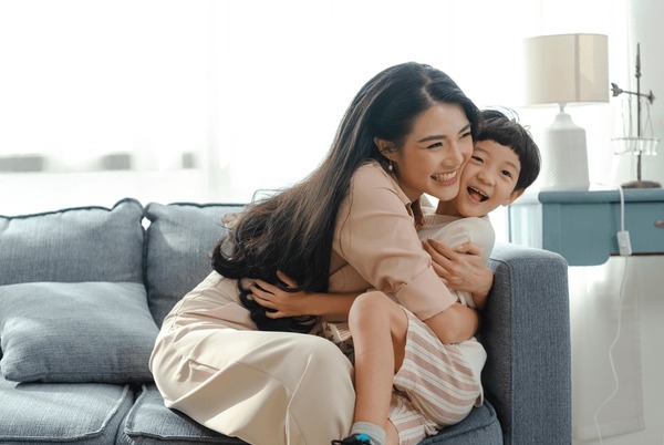 chiara trevisan add Bokeh Japanese Mom And Son photo