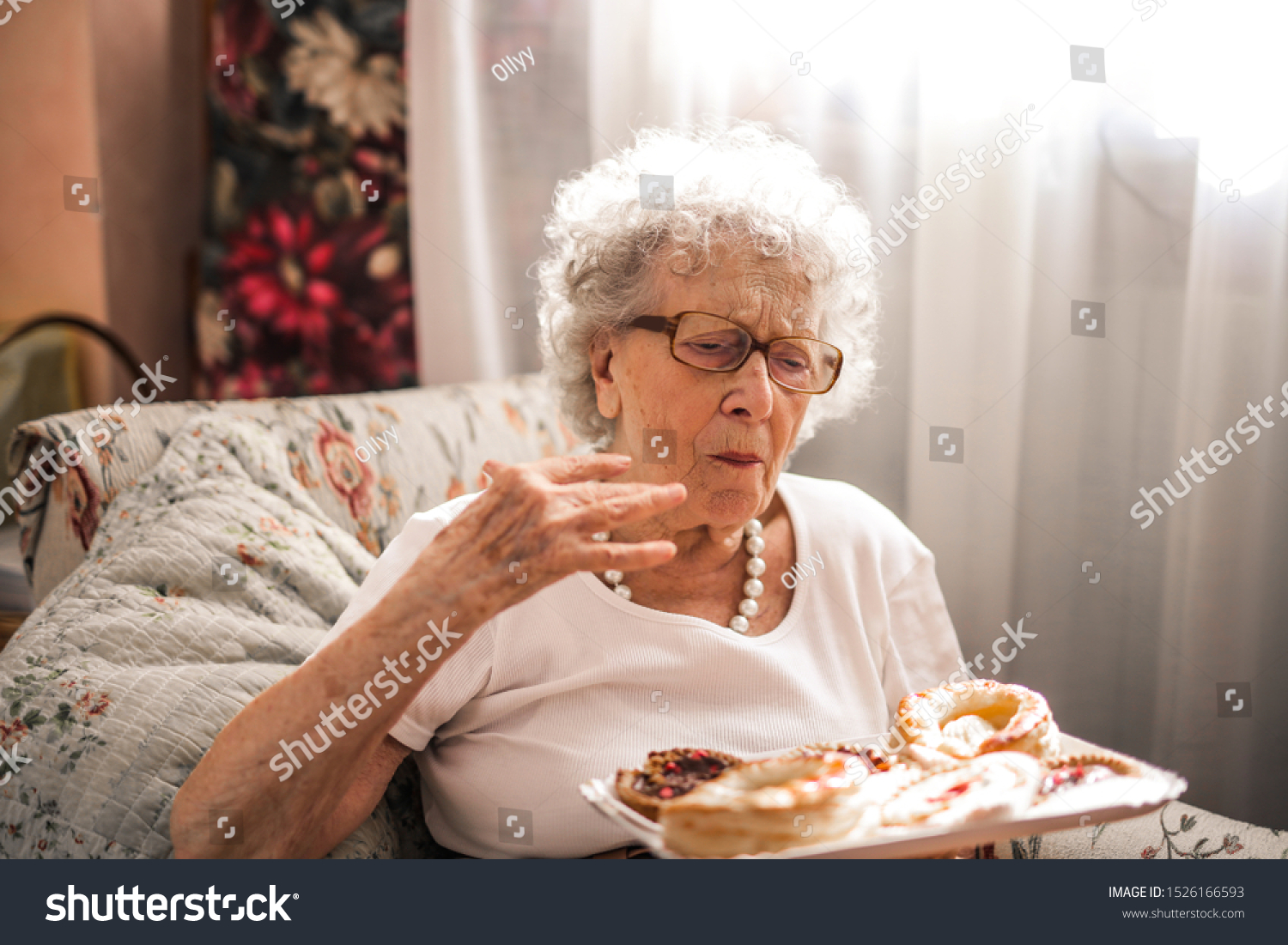 charlie phung add Grandma Eating Come photo