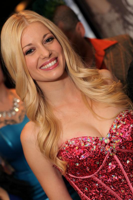carrie buckalew add Charlotte Stokely photo