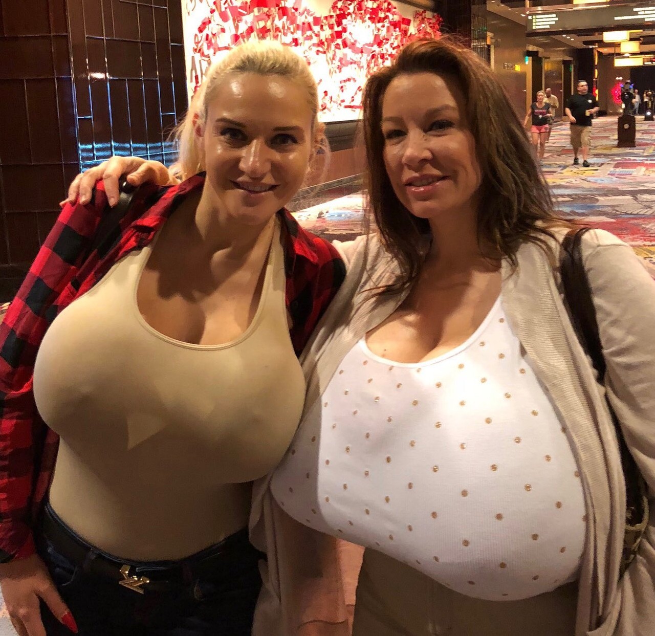 bob large add Chelsea Charms Breasts photo