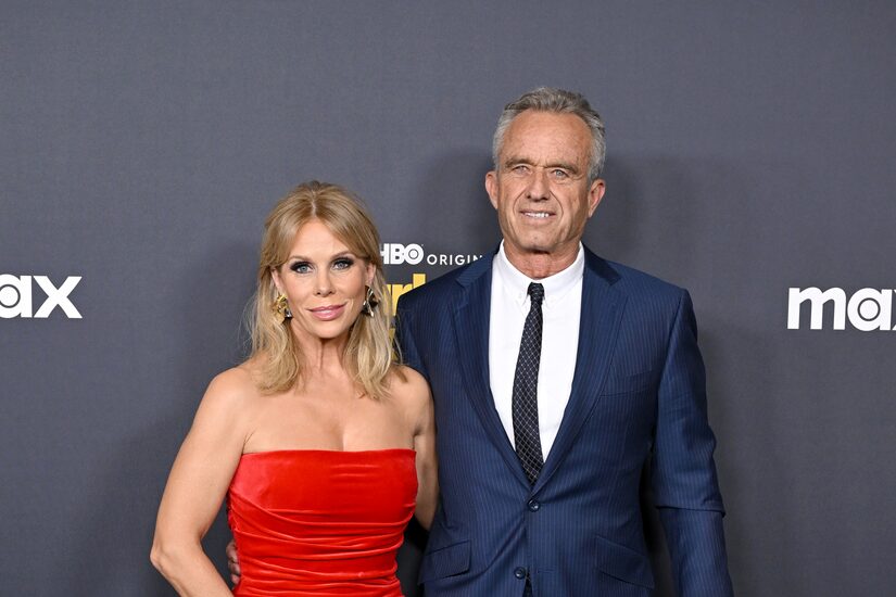 colleen howell add Cheryl Hines Hot photo