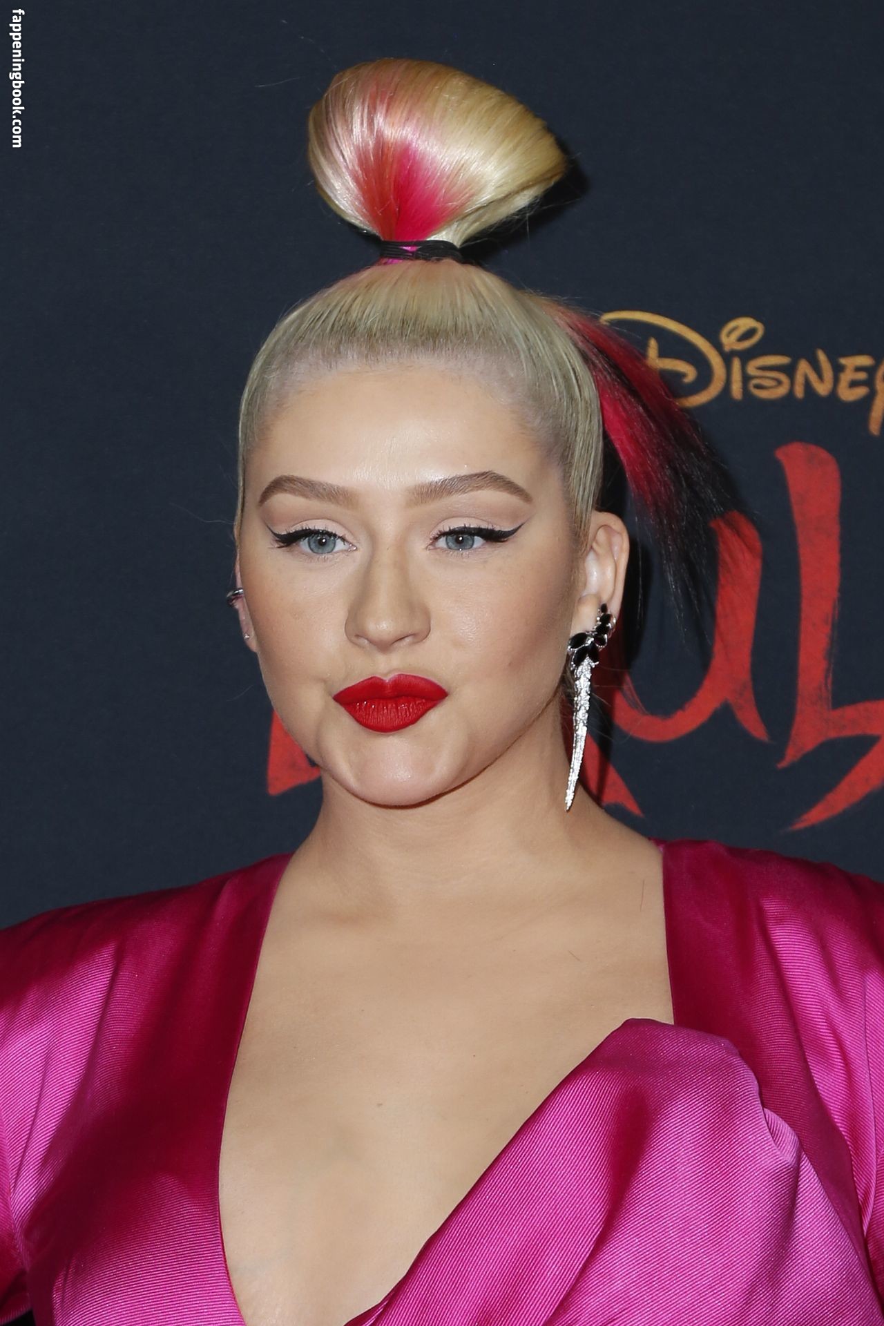 alison elford add Christina Aguilera Porn Video photo