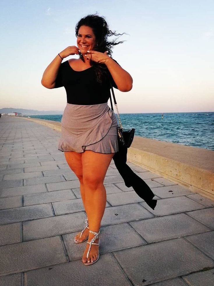 abu faris add Chubby Wife Big Tits photo