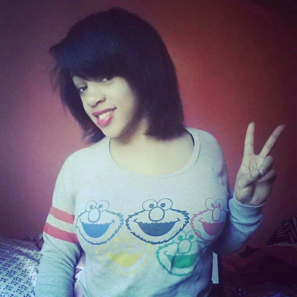 claudia pando add Cierra Bell photo