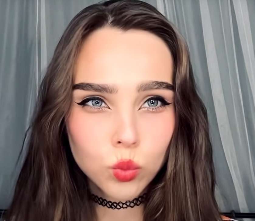 amie cunningham add Claudy Asmr Hot photo