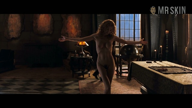 Connie Nielsen Boobs 9177