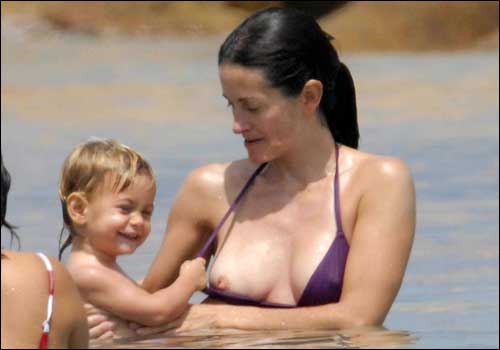 Courtney Cox Nip Slip 4695