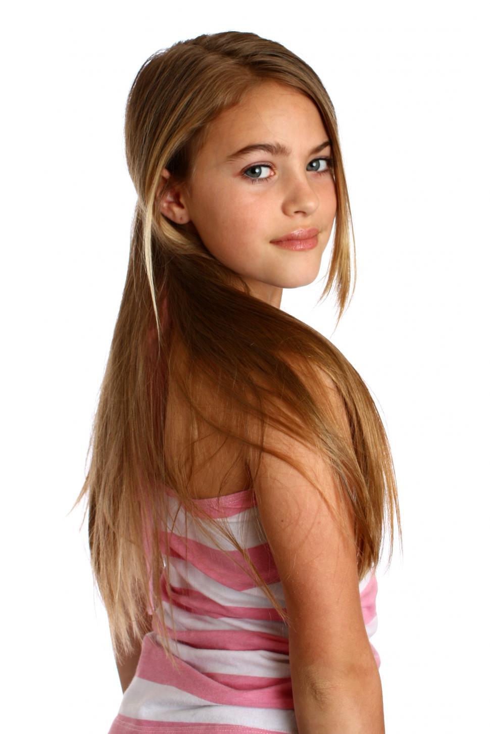 ali otoum add Cute Teenies Nude photo