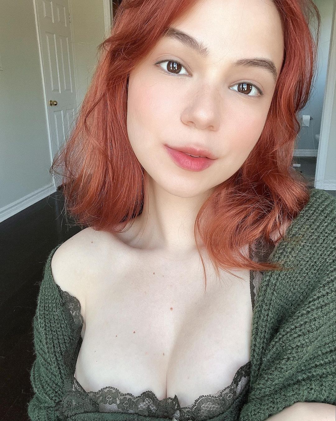 alka dwivedi add Maimy Asmr Bath photo