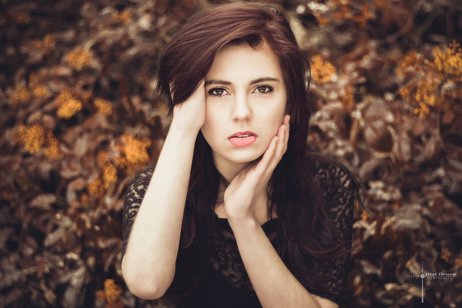 amit bachan add Alexa Parks photo