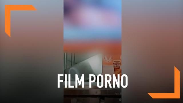 Situs Video Porno 8992