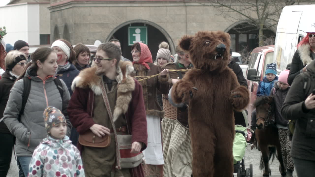 chris edmondson add Dancing Bear Full Videos photo