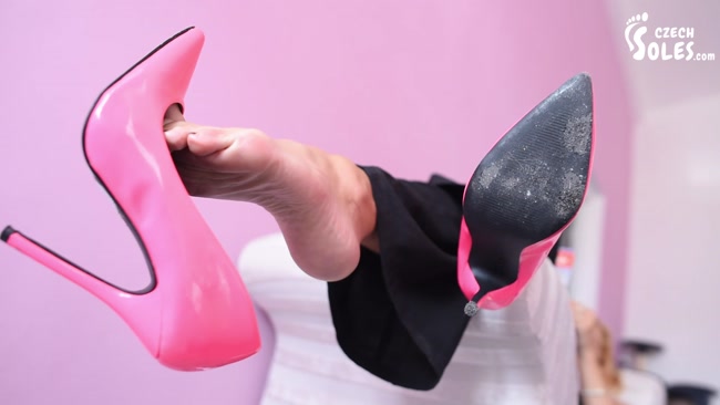 christine newnham add High Heels Joi photo