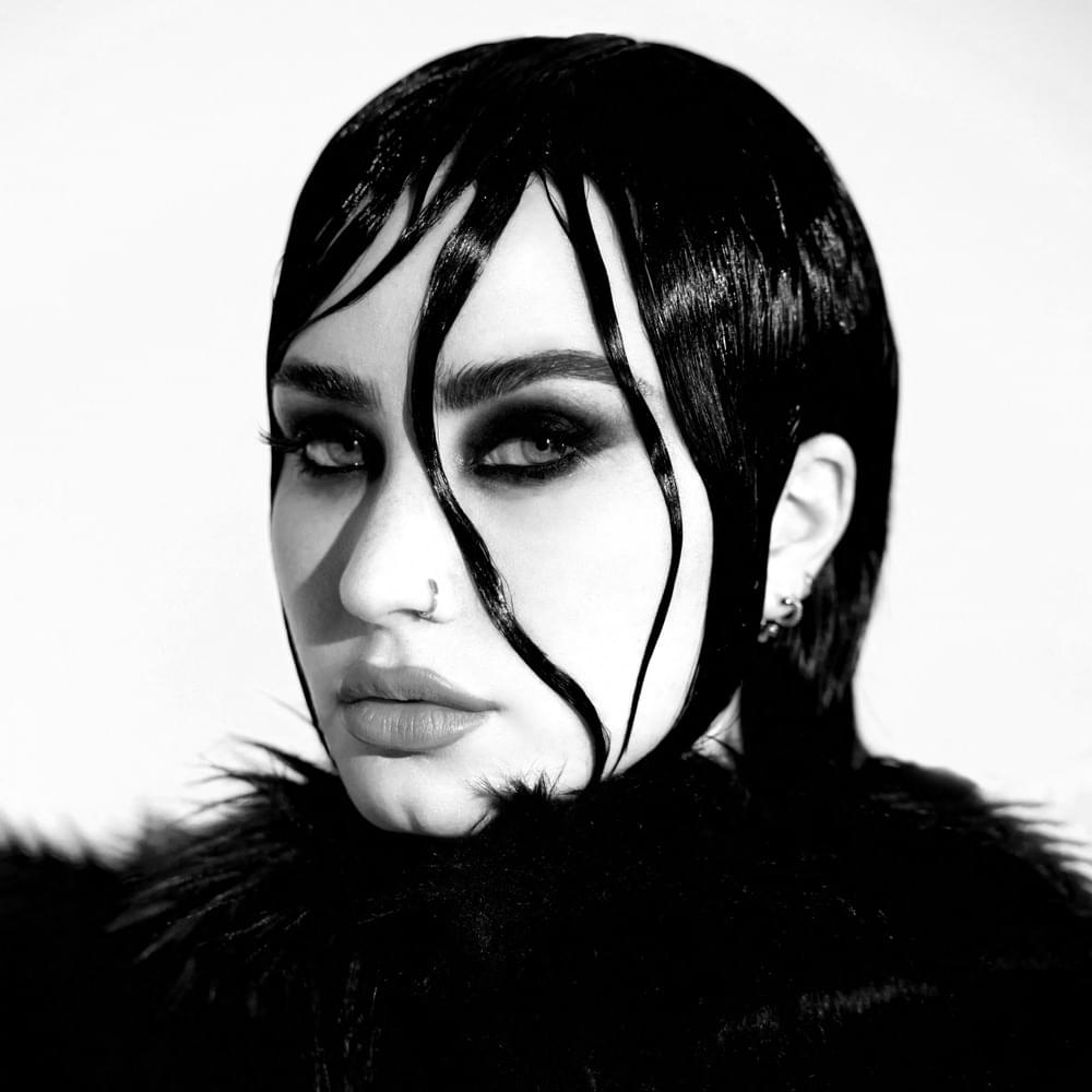 christine blunden add Demi Wankitnow photo