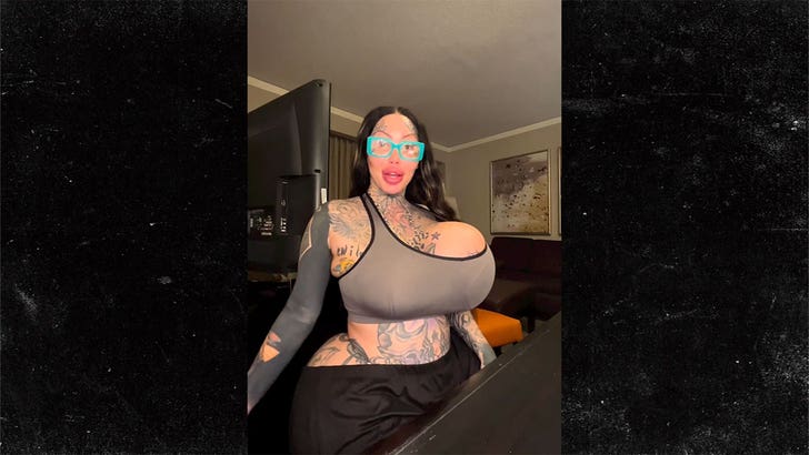 batool lakhani add Huge Older Tits photo