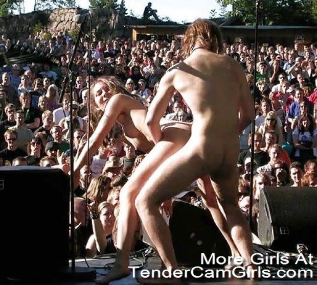anneke robertson add Live Sex Men photo