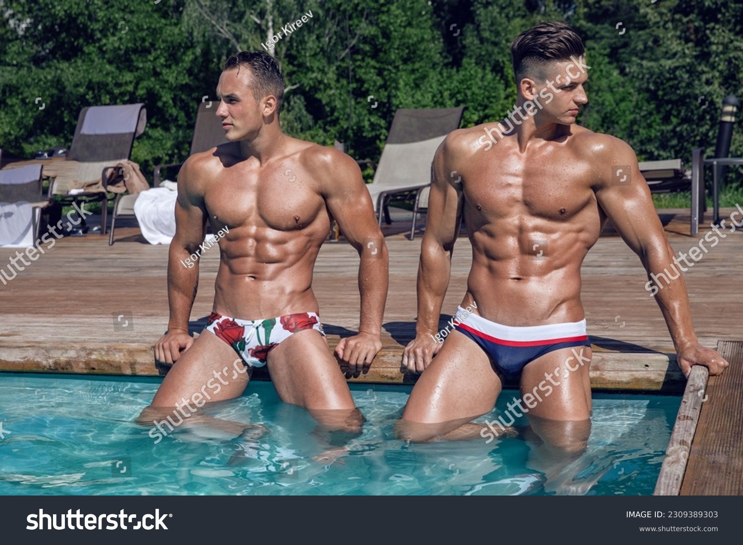Hung Men In Speedos 7655