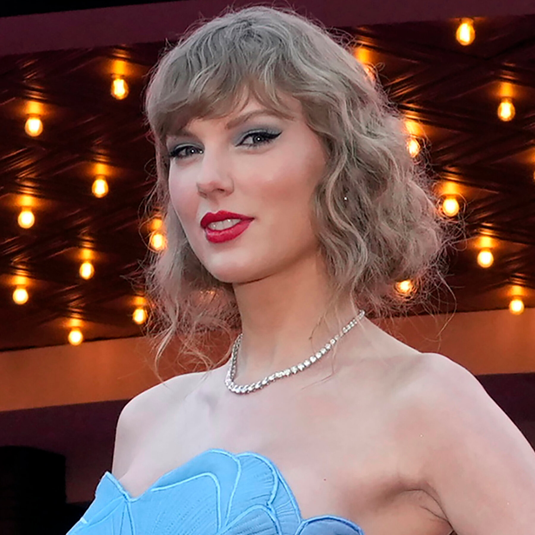 aaron maurice add Nude Images Of Taylor Swift photo