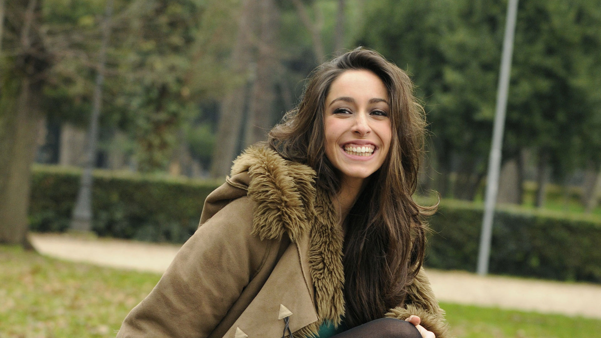 dan trindade add Oona Chaplin Naked photo