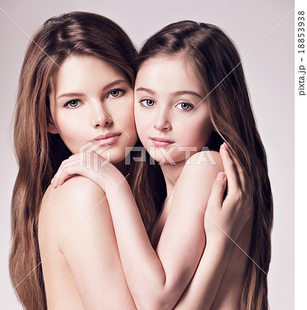 carla rhea add Spy Nude Daughter photo
