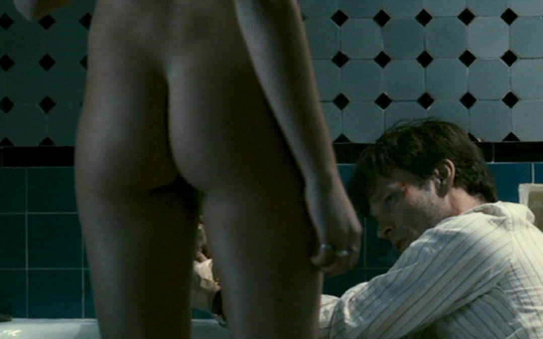 arnel sacro add Teresa Palmer Butt photo