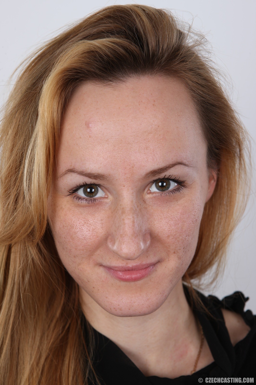 davood ramezani add Czech Casting Kristyna photo