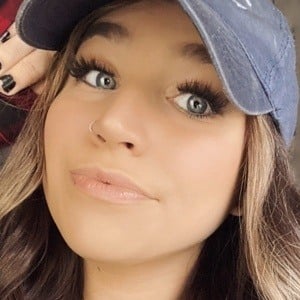 chuck wright add Tyla Decker photo