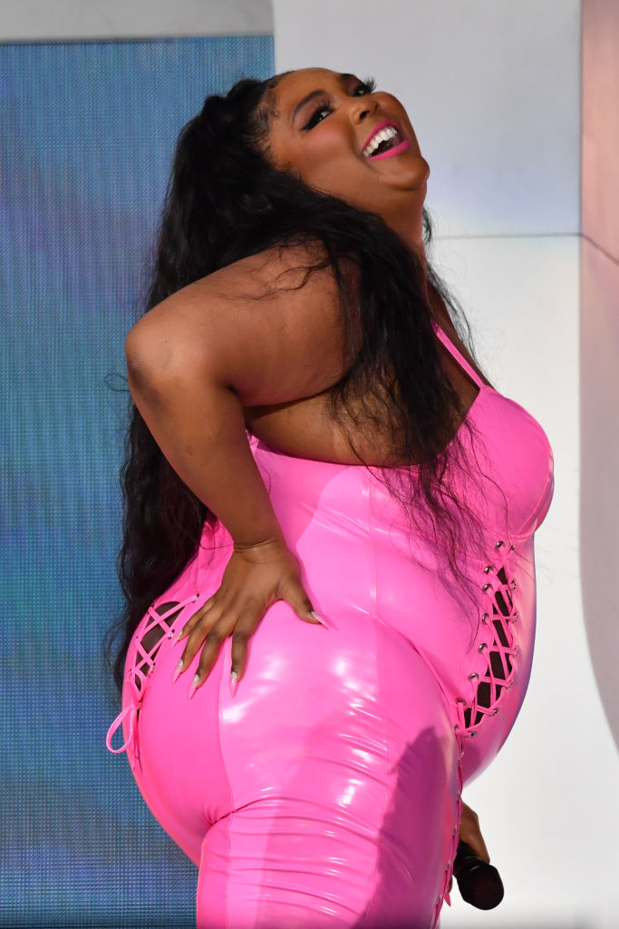 diane merrill add Ebony Bbw Striptease photo