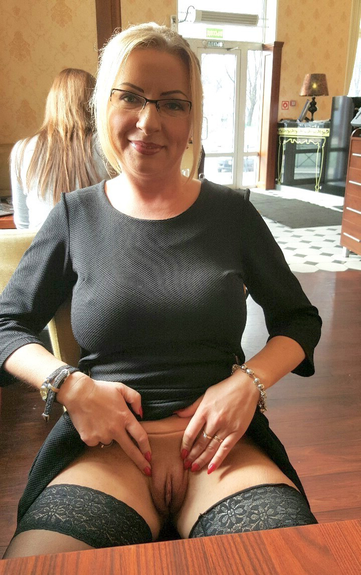 diana a reyes add Mature Women Upskirt photo
