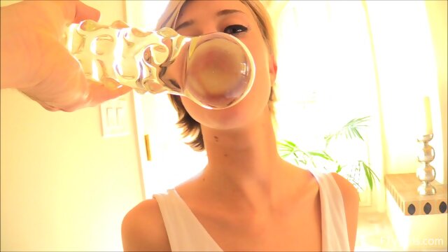 chong chun add Haley Reed Fisting photo