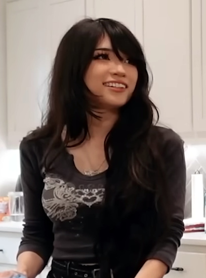 Emiru Nude Leaks 14701