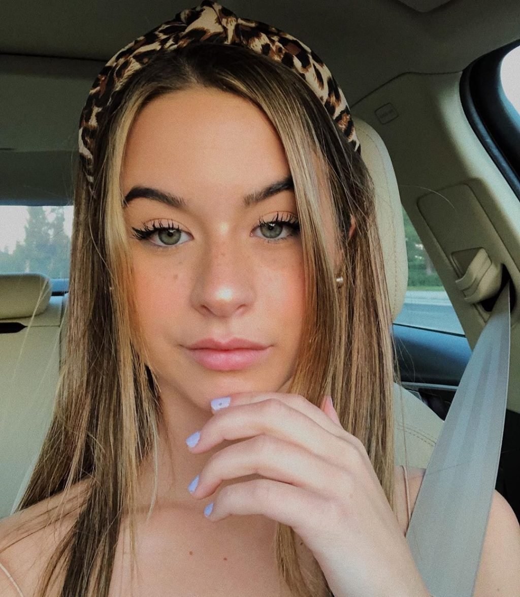 bassam al najjar add Emmilyelizabeth Onlyfans photo