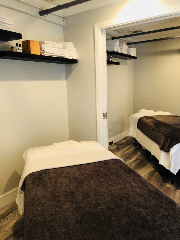 derek zimney add Sheman Massage photo