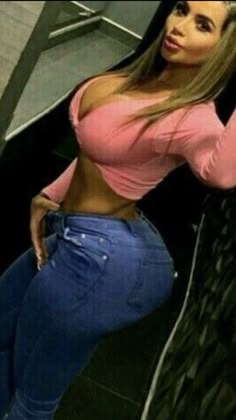 Big Booty And Big Tit 9283