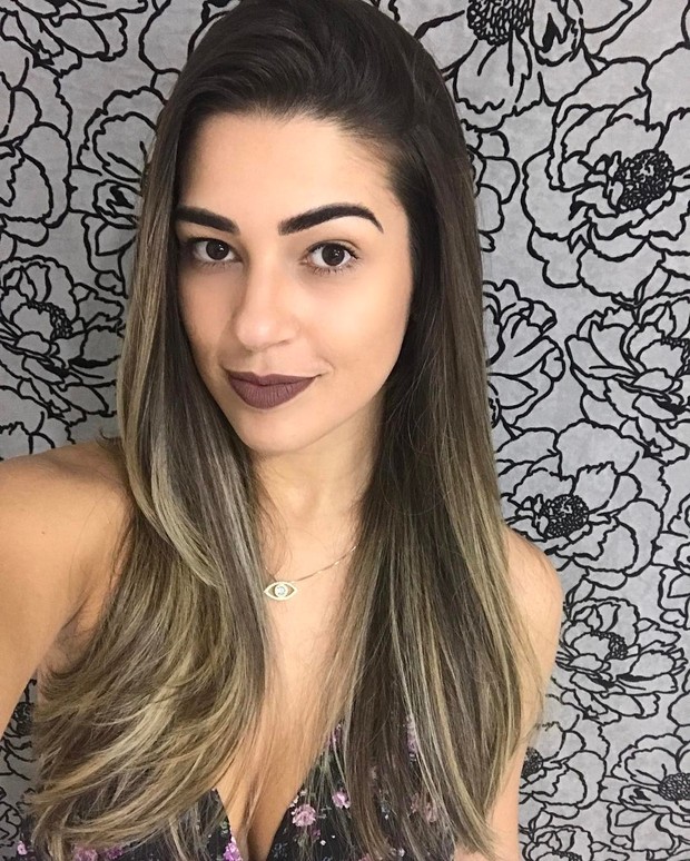 alia ayala add Aline Amorim Pelada photo