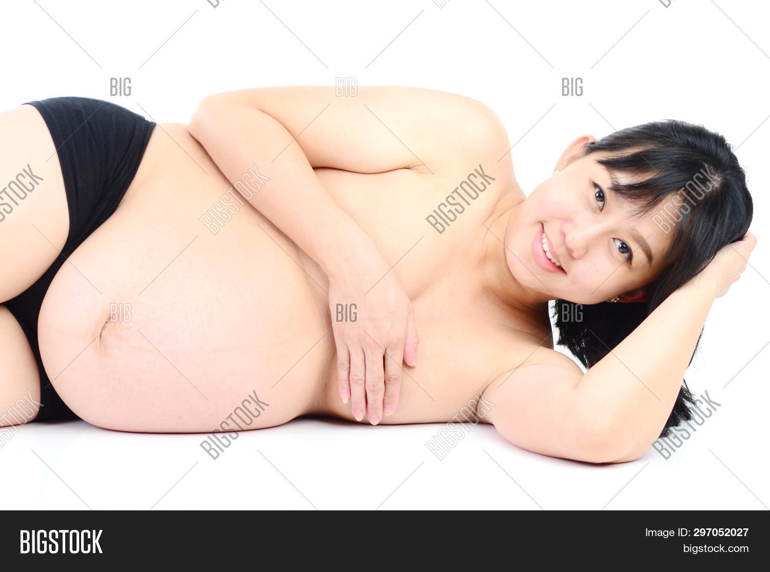 areu add Pregnant Asian Nudes photo