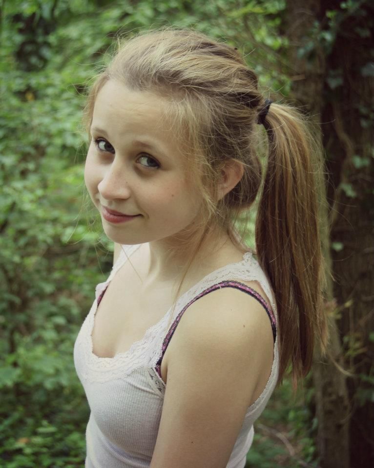diamond stringer add Teenage Pokies photo