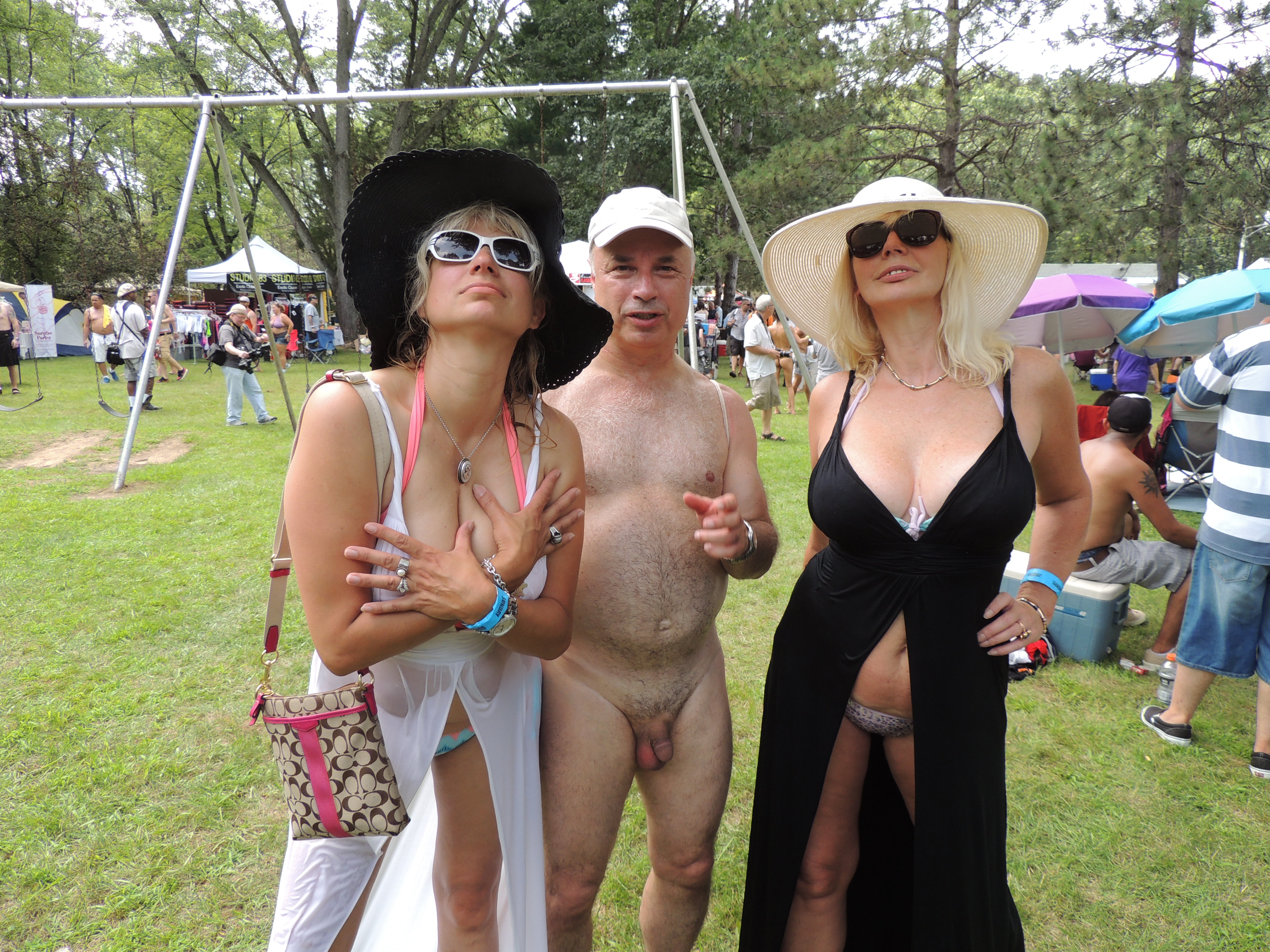 daniel sagita add Nudes A Popin photo