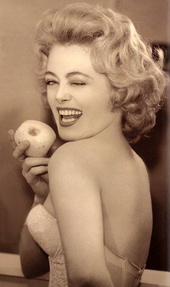 dimitris karatzas add Rue Mcclanahan Nude photo